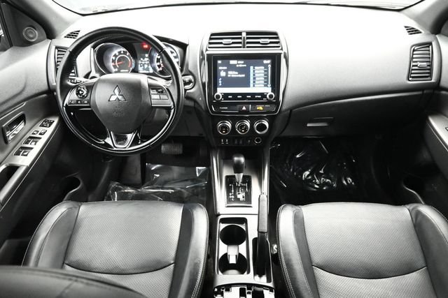 Used 2025 Mitsubishi Outlander Sport SEL AWD/4WD image 14