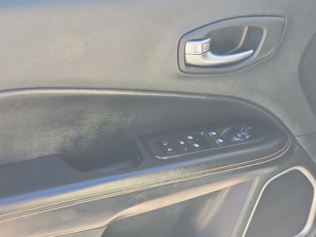 Used 2019 Jeep Compass Sport w/ Tech Group image 23