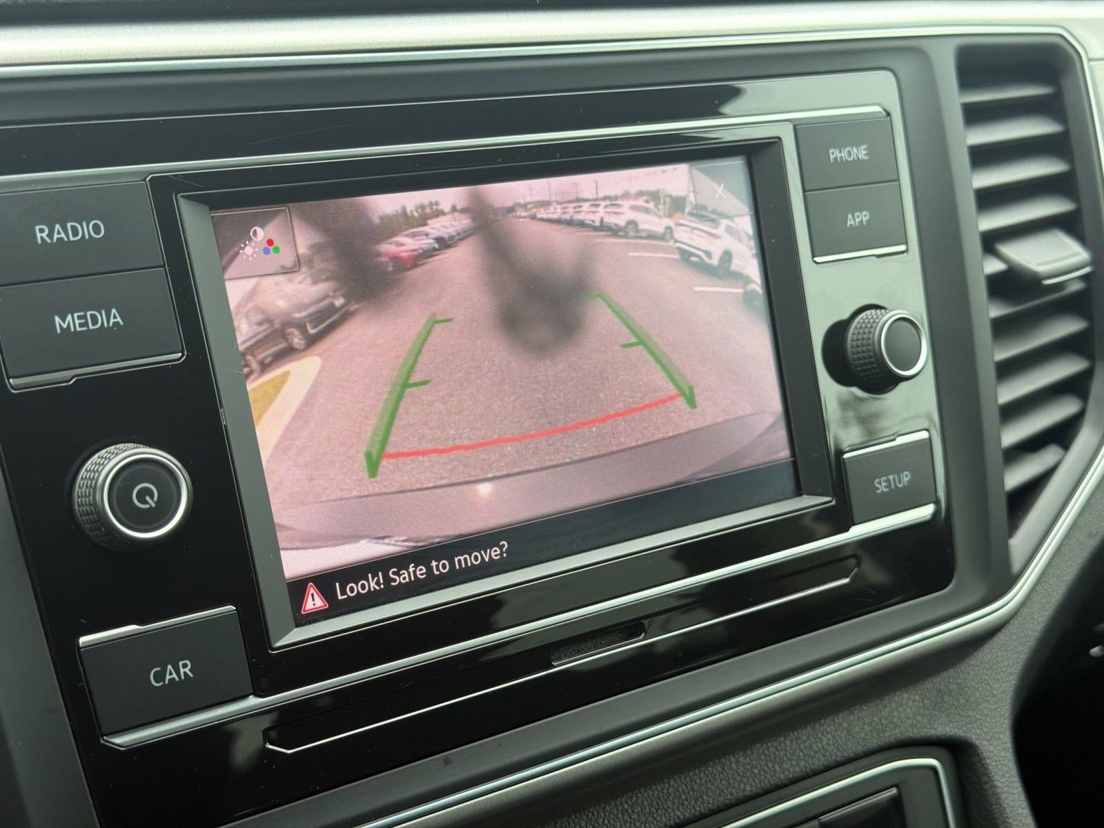 Used 2019 Volkswagen Atlas S FWD image 16