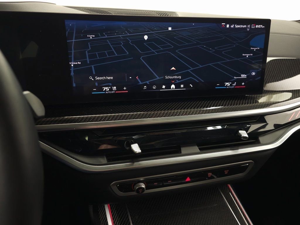Used 2025 BMW X7 M60i w/ Climate Comfort Package image 25