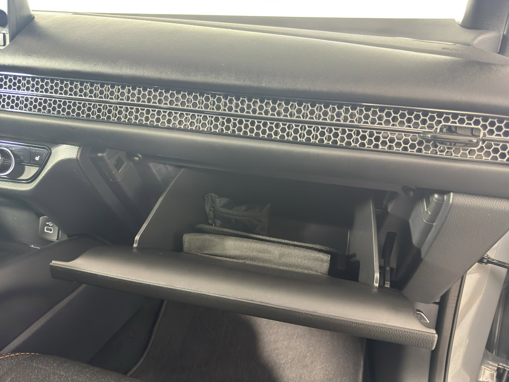 Used 2025 Honda HR-V Sport image 41
