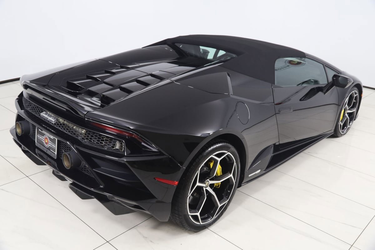 Used 2023 Lamborghini Huracan EVO image 83