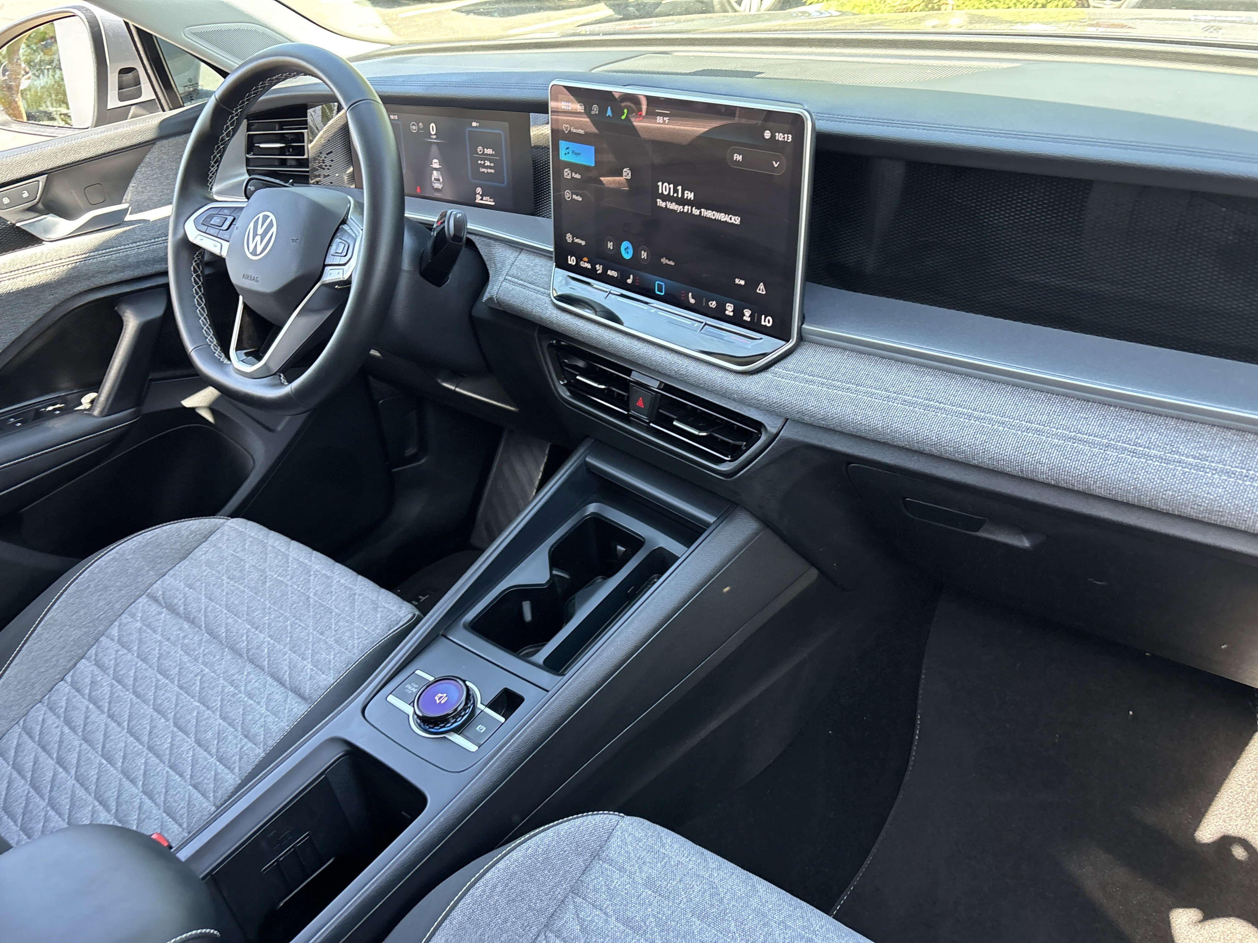 Used 2025 Volkswagen Tiguan S image 10