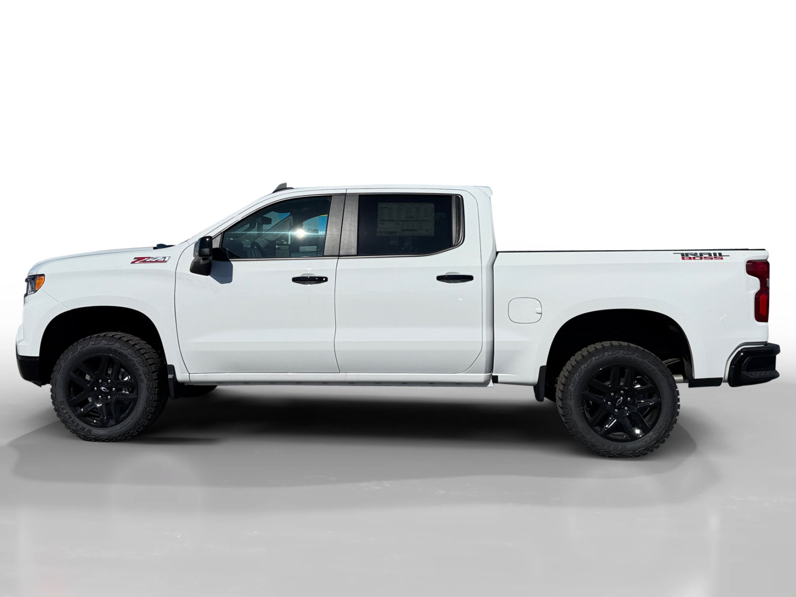 New 2026 Chevrolet Silverado 1500 LT Trail Boss w/ LT Trail Boss Premium Package AWD/4WD image 2