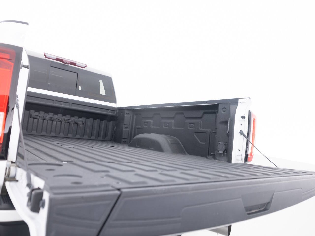 Used 2020 GMC Sierra 2500 Denali w/ Denali Ultimate Package AWD/4WD image 43
