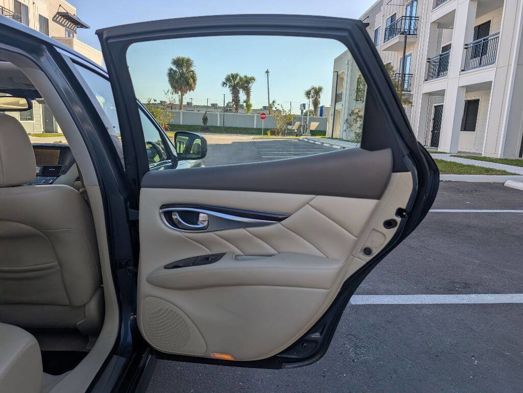 Used 2012 INFINITI M37 w/ Premium Pkg image 20