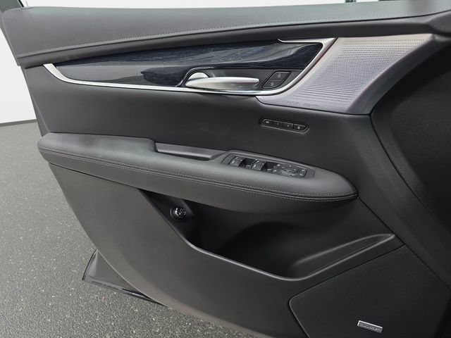 New 2026 Cadillac XT5 Premium Luxury w/ LPO, ONYX Package AWD/4WD image 23
