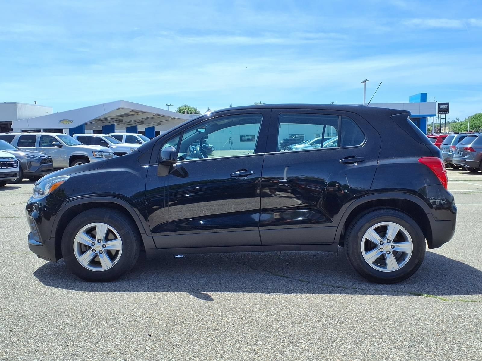 Used 2020 Chevrolet Trax LS FWD image 8