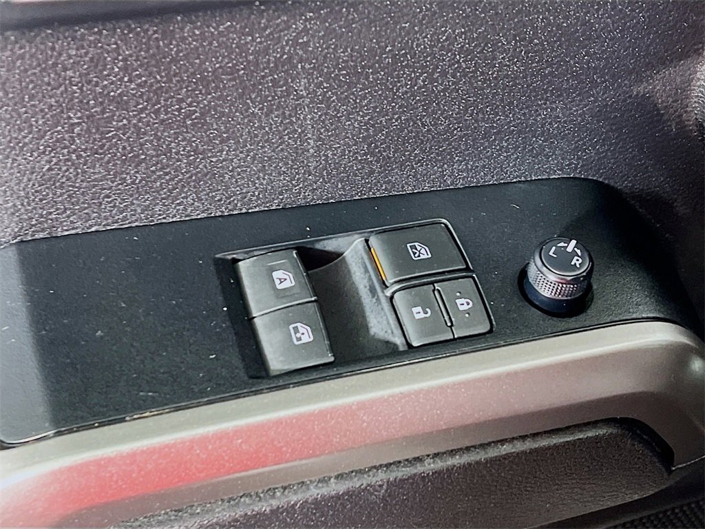 Certified 2022 Toyota Tacoma SR5 image 17