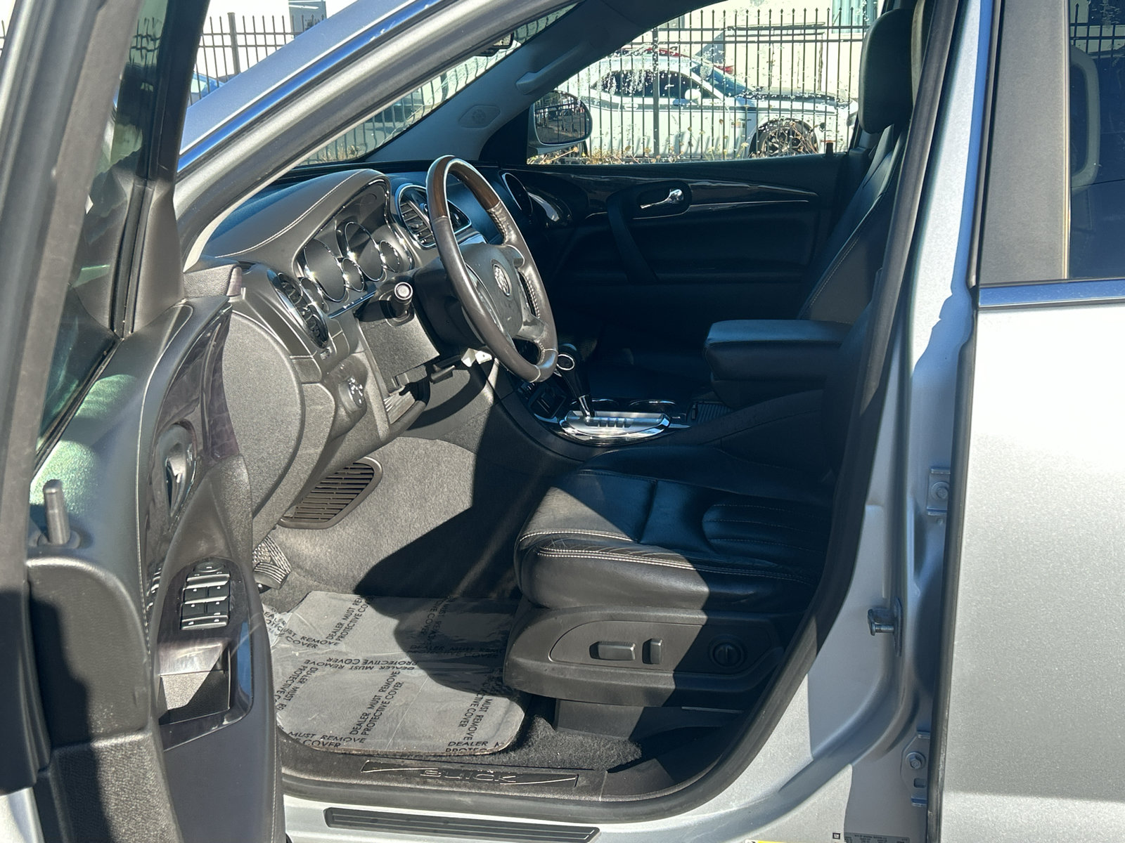 Used 2016 Buick Enclave Leather AWD/4WD image 14
