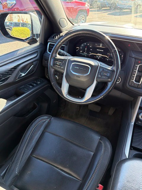 Used 2022 GMC Yukon Denali w/ Max Trailering Package AWD/4WD image 12
