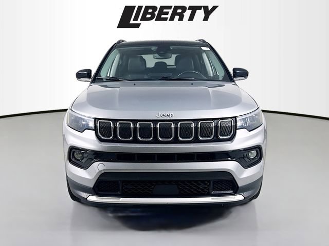 Used 2022 Jeep Compass Limited w/ Sun and Sound Group image 2