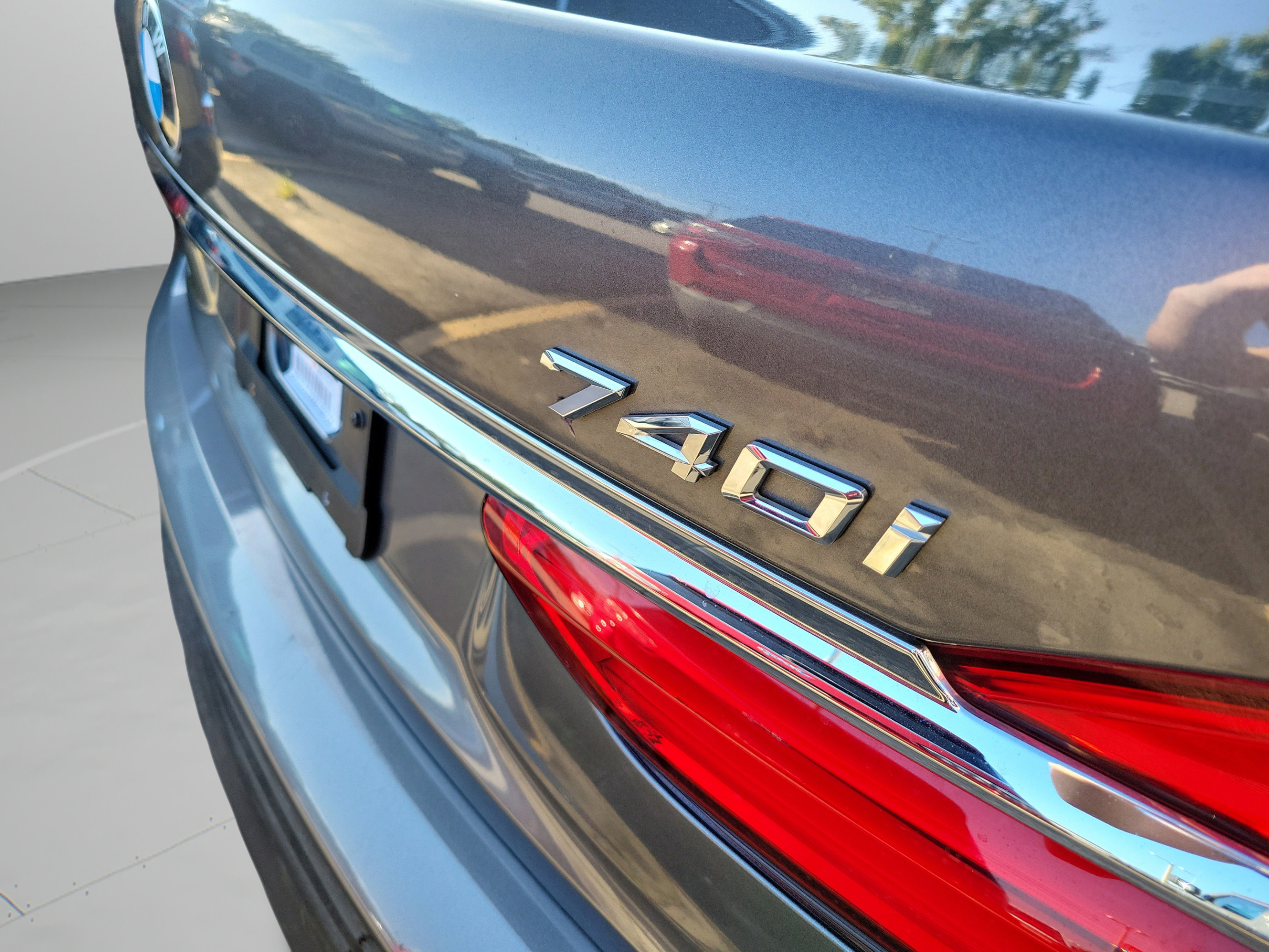 Used 2016 BMW 740i RWD image 29