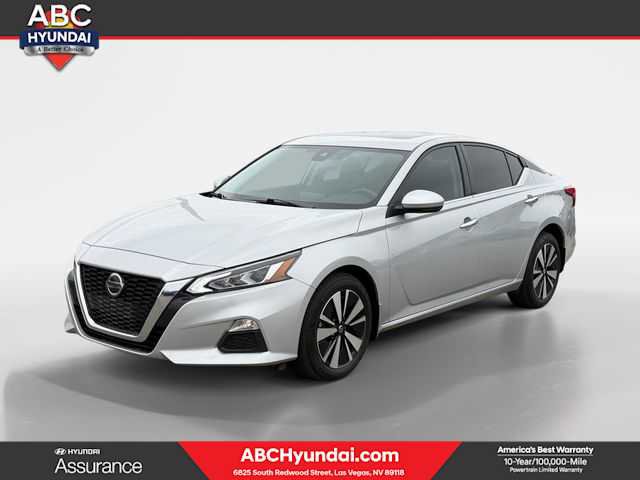 Used 2022 Nissan Altima 2.5 SV w/ SV Premium Package