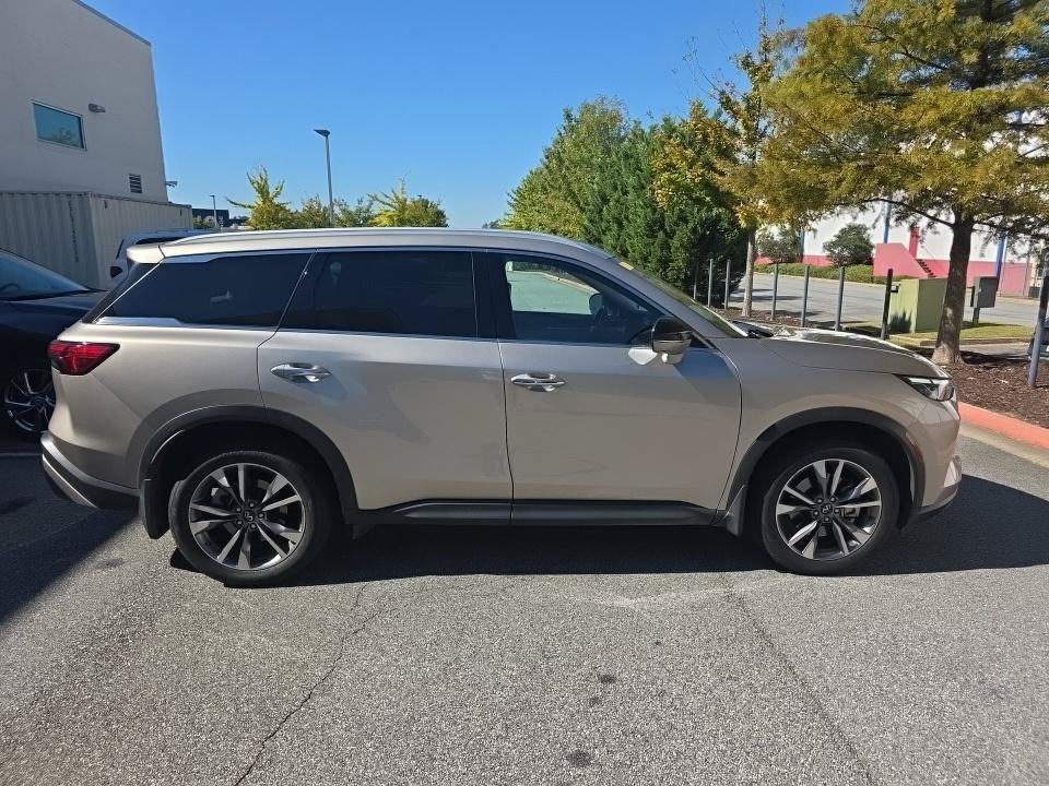 Certified 2024 INFINITI QX60 Luxe FWD image 9