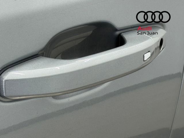 Used 2025 Chevrolet Silverado 1500 LT image 9