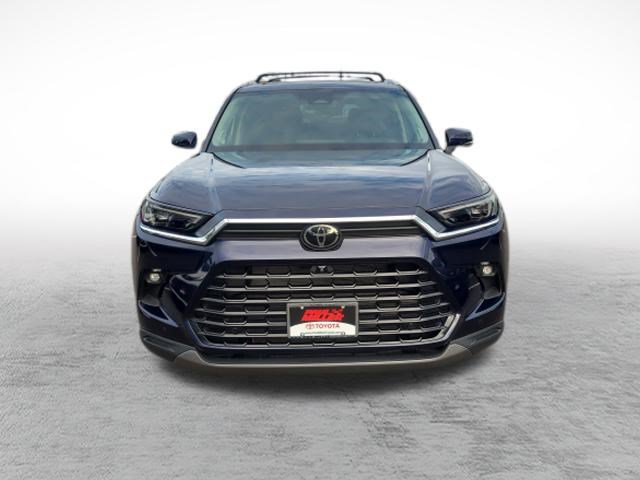 Certified 2024 Toyota Grand Highlander AWD image 2