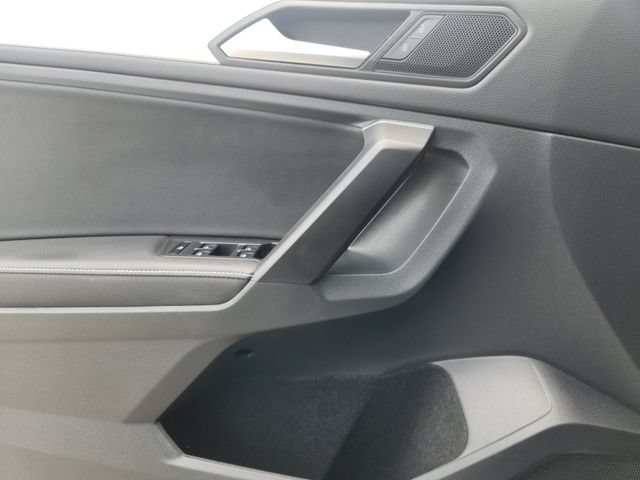 Used 2023 Volkswagen Tiguan S FWD image 18