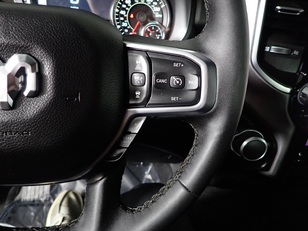 Used 2025 RAM 1500 Big Horn AWD/4WD image 28