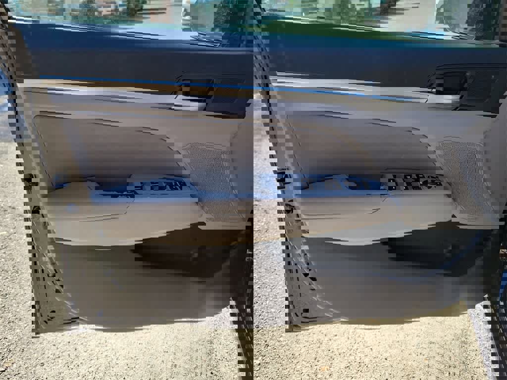 Used 2020 Hyundai Elantra Value Edition image 17