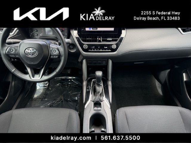 Used 2025 Toyota Corolla Cross AWD Hybrid w/ Moonroof Package image 13