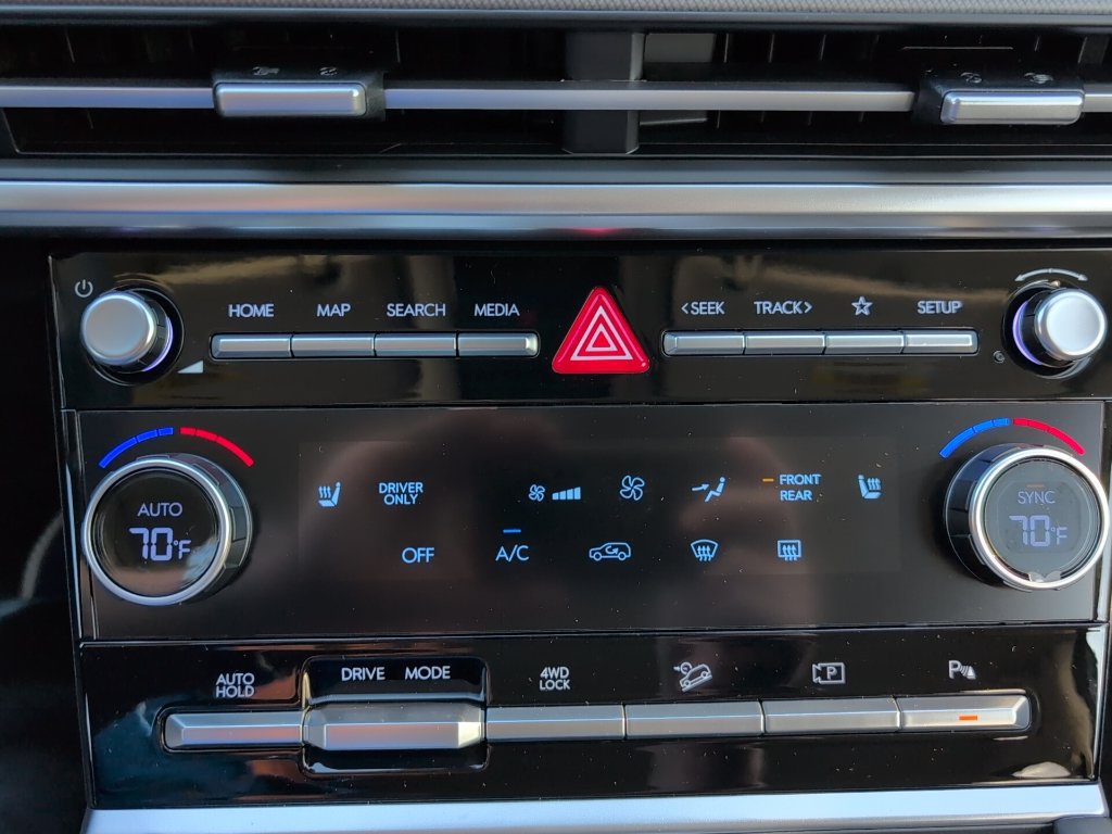 Used 2026 Hyundai Santa Fe SEL AWD/4WD image 16