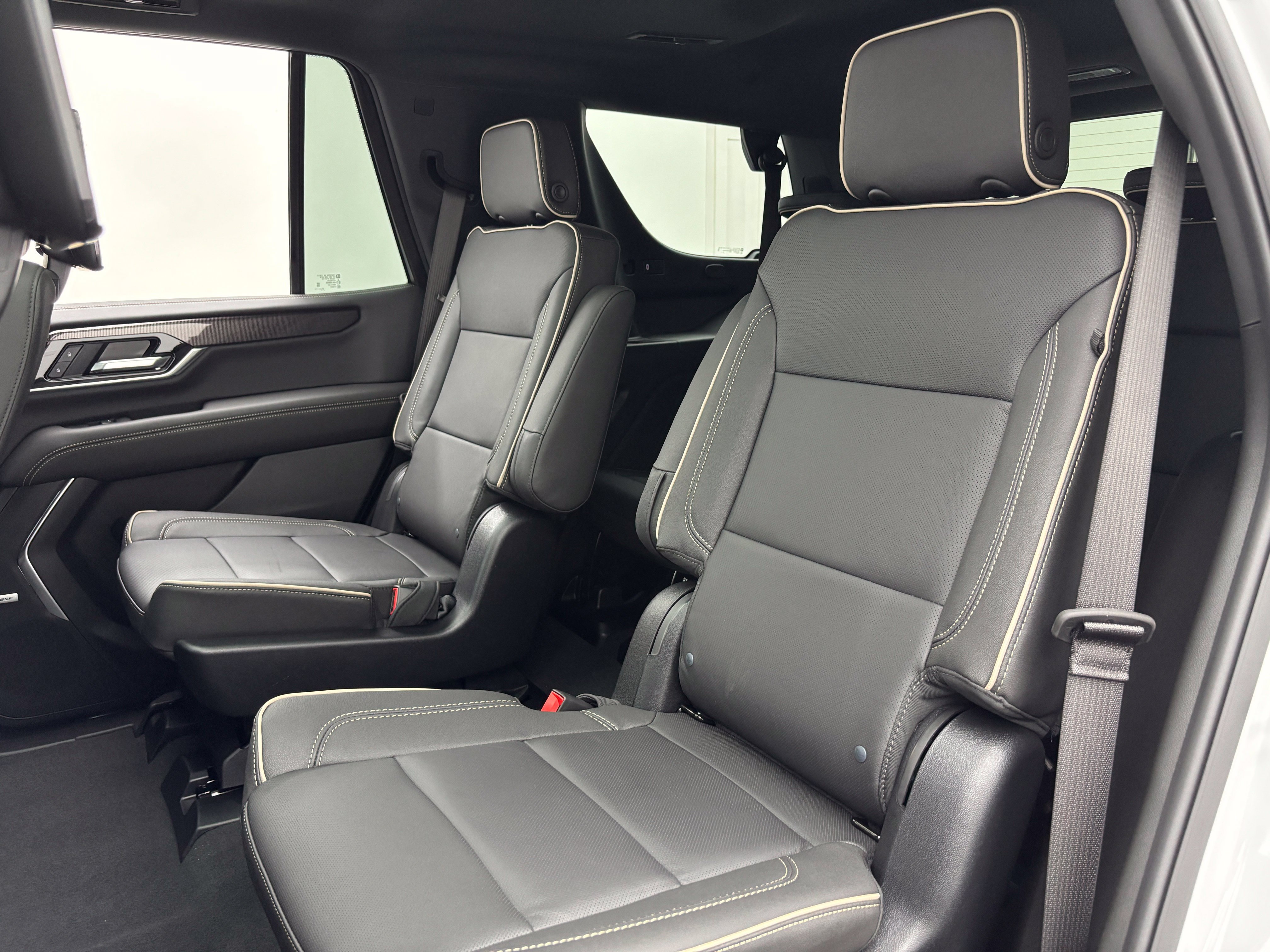 New 2026 GMC Yukon Elevation w/ Elevation Premium Package AWD/4WD image 50