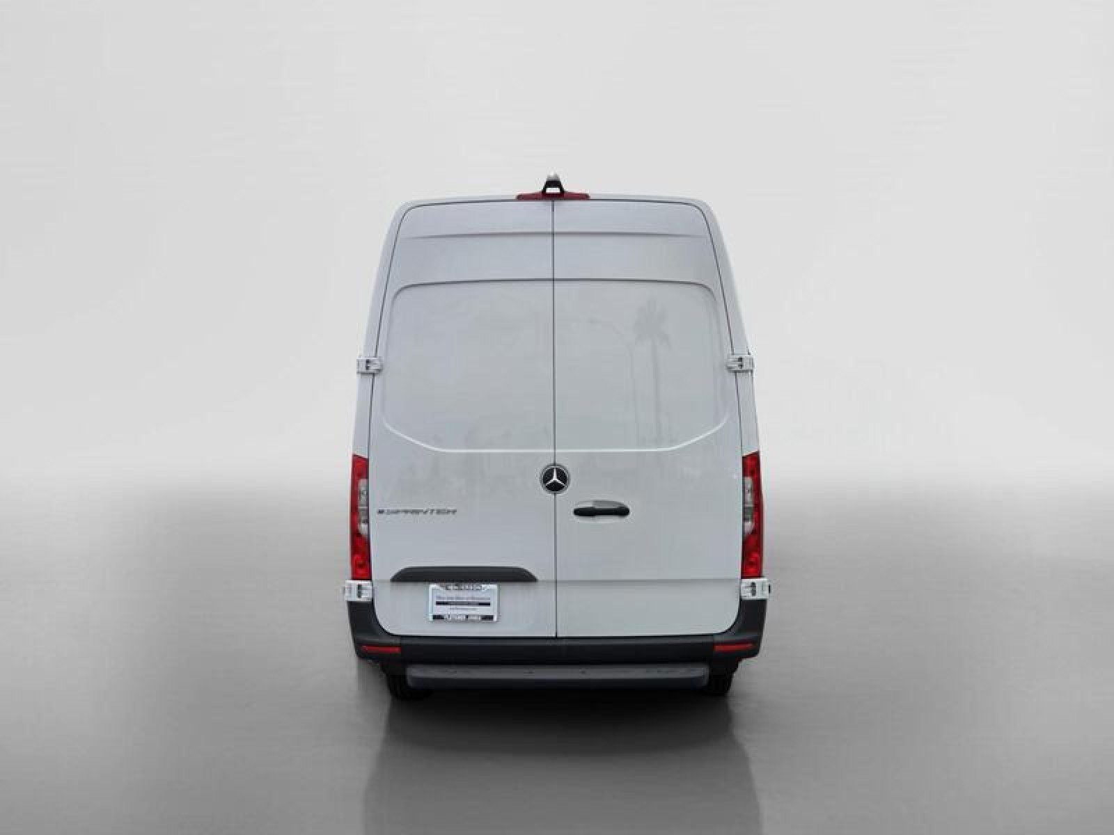 New 2025 Mercedes-Benz eSprinter 170 Cargo image 4