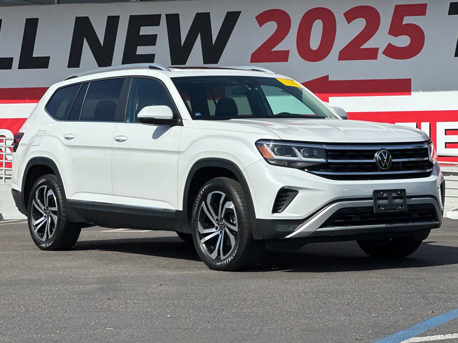 Used 2023 Volkswagen Atlas SEL image 8