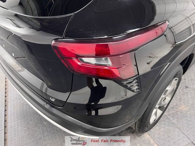 Used 2025 Chevrolet Trax LT image 14