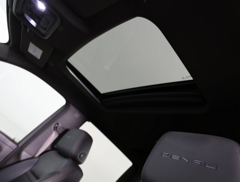 Certified 2020 GMC Sierra 3500 Denali w/ Denali Ultimate Package image 4