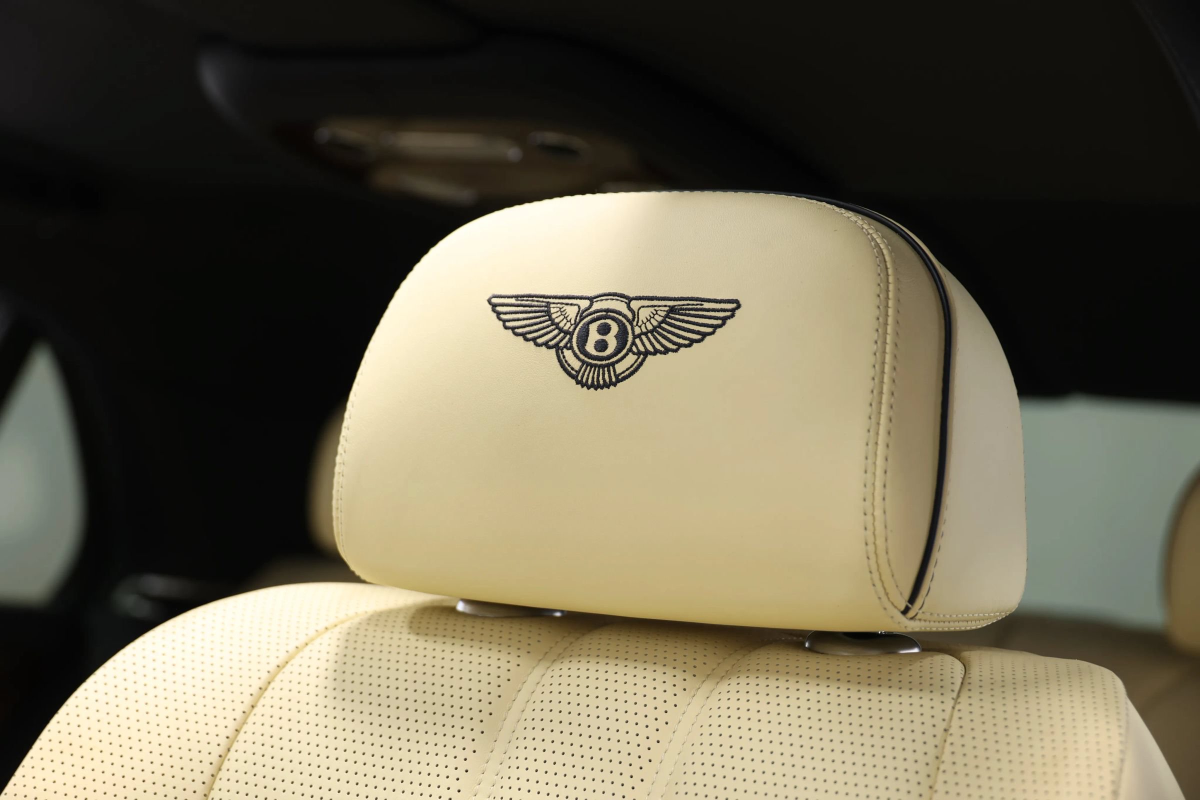 Used 2015 Bentley Flying Spur V8 AWD/4WD image 18