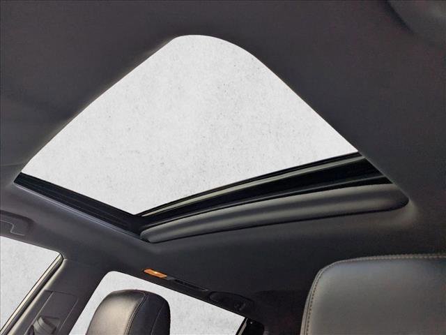 Used 2015 Toyota Highlander XLE image 16