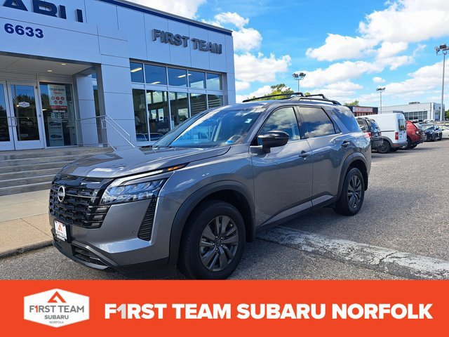 Used 2026 Nissan Pathfinder SV FWD image 1