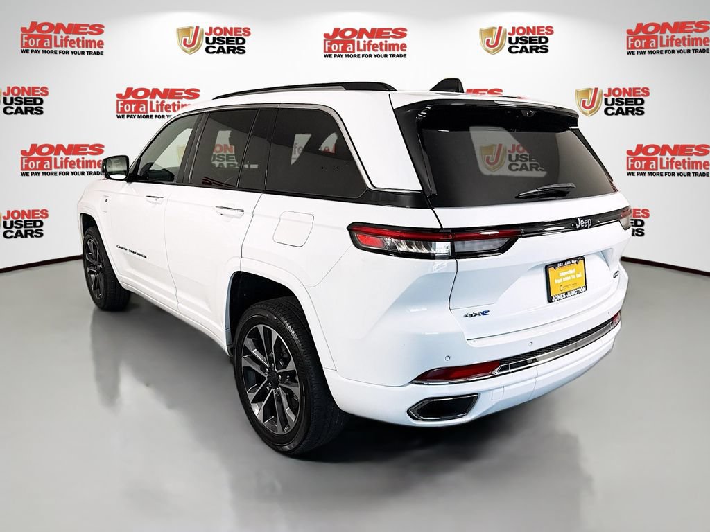 Used 2023 Jeep Grand Cherokee Overland w/ Advanced Protech Group III AWD/4WD image 2