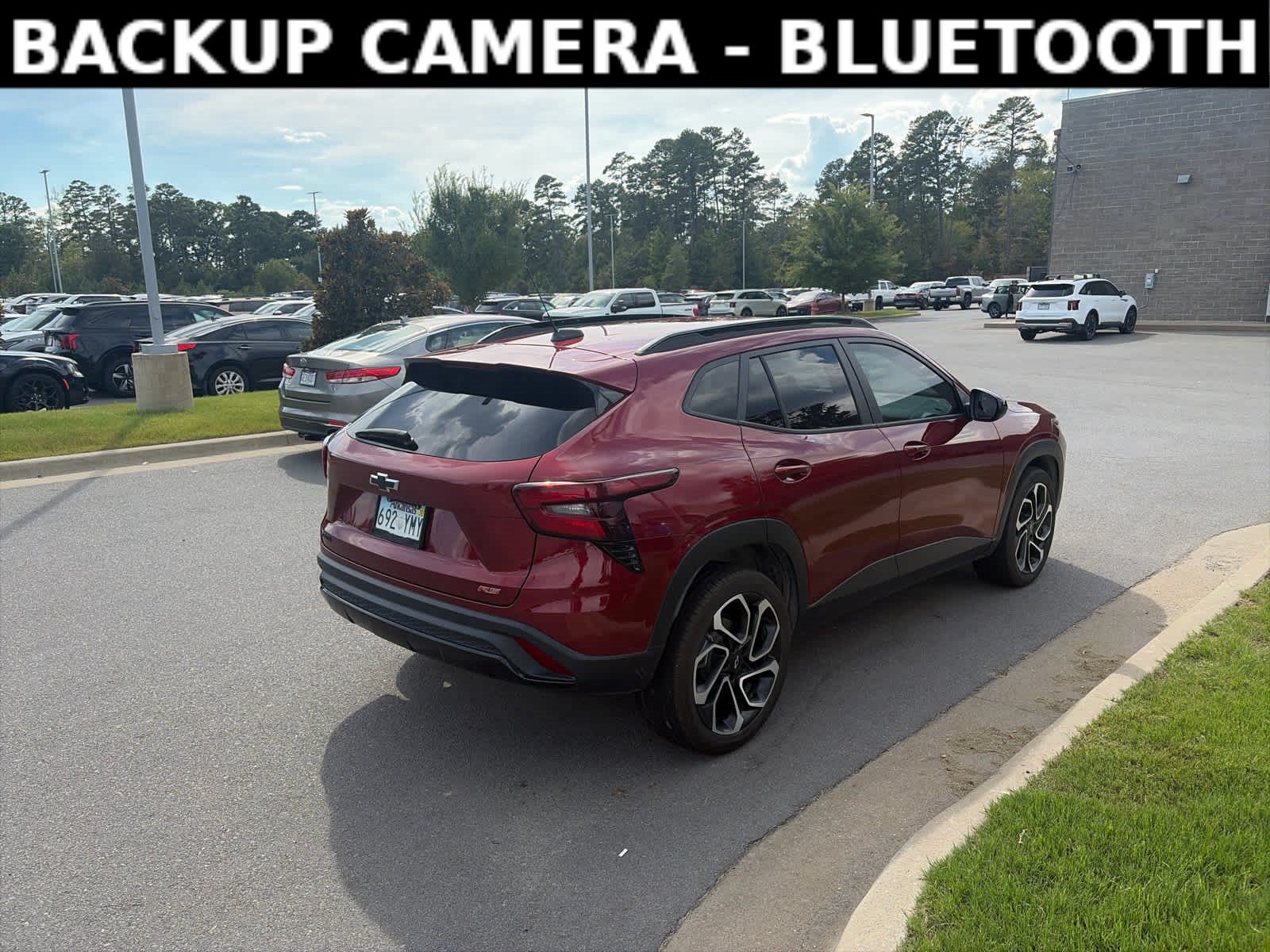 Used 2024 Chevrolet Trax RS w/ Driver Confidence Package FWD image 4