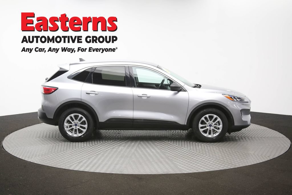 Used 2022 Ford Escape SE FWD image 46