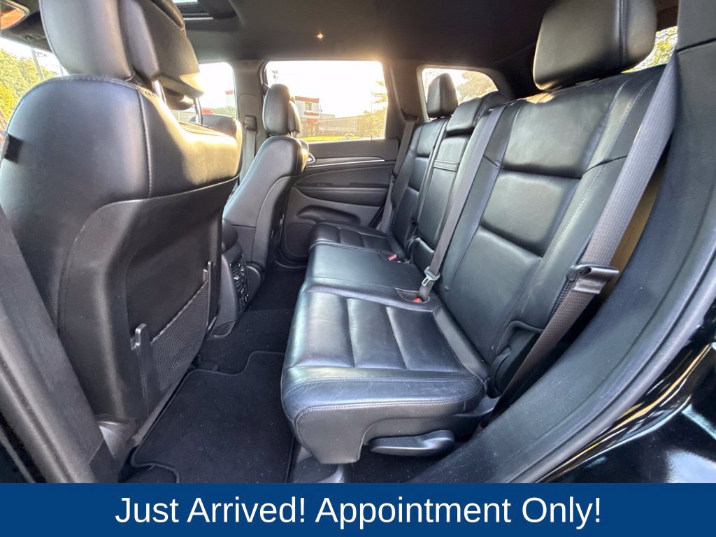 Used 2019 Jeep Grand Cherokee Limited AWD/4WD image 10