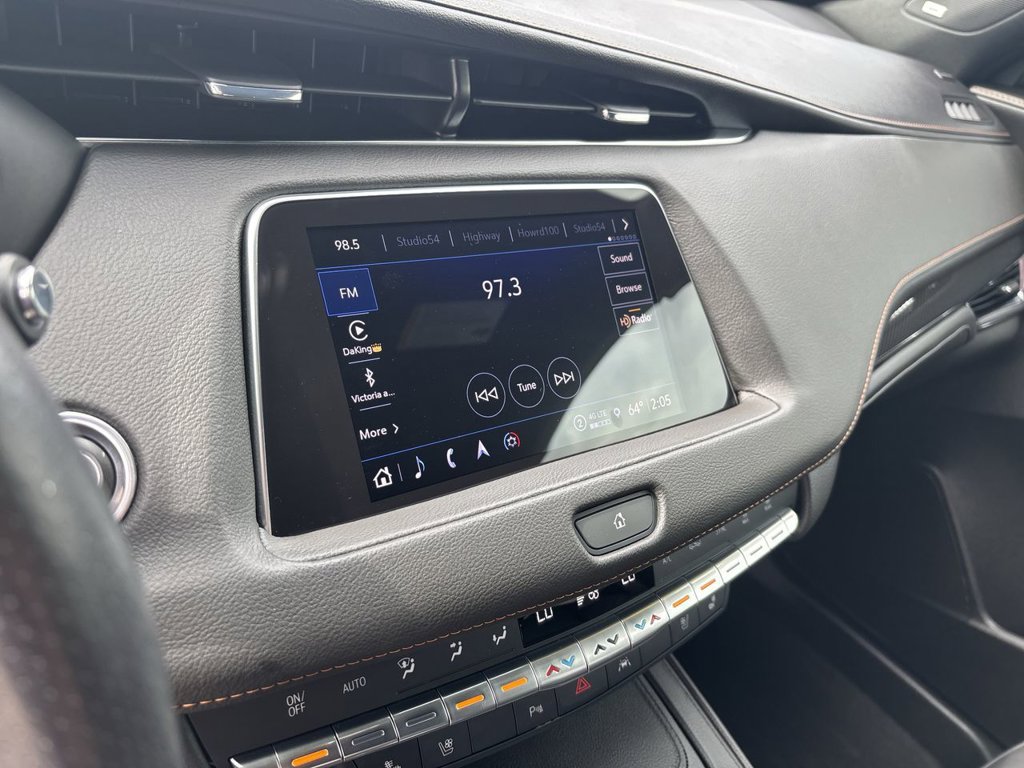Certified 2023 Cadillac XT4 Sport w/ Sun And Sound Package AWD/4WD image 17
