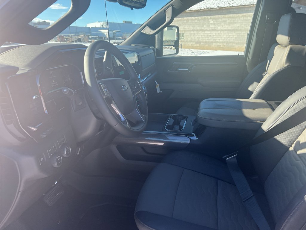 New 2026 Chevrolet Silverado 2500 ZR2 w/ LPO, Dark Essentials Package image 11