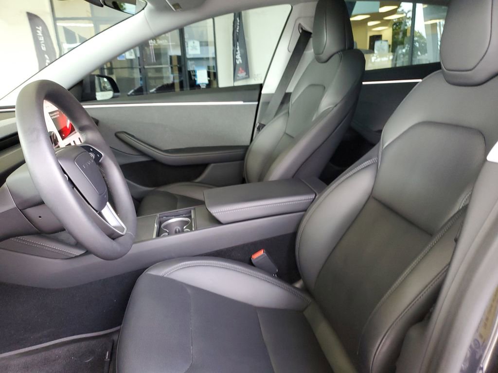 Used 2025 Tesla Model 3 Long Range RWD image 18