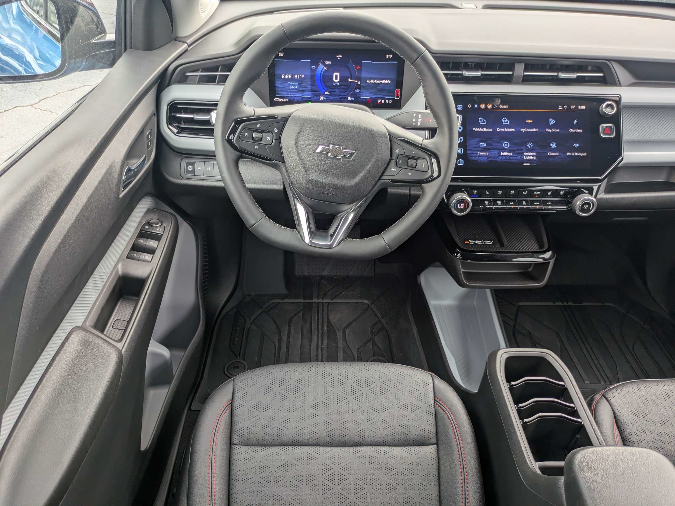 New 2027 Chevrolet Bolt RS w/ Technology Package FWD image 4