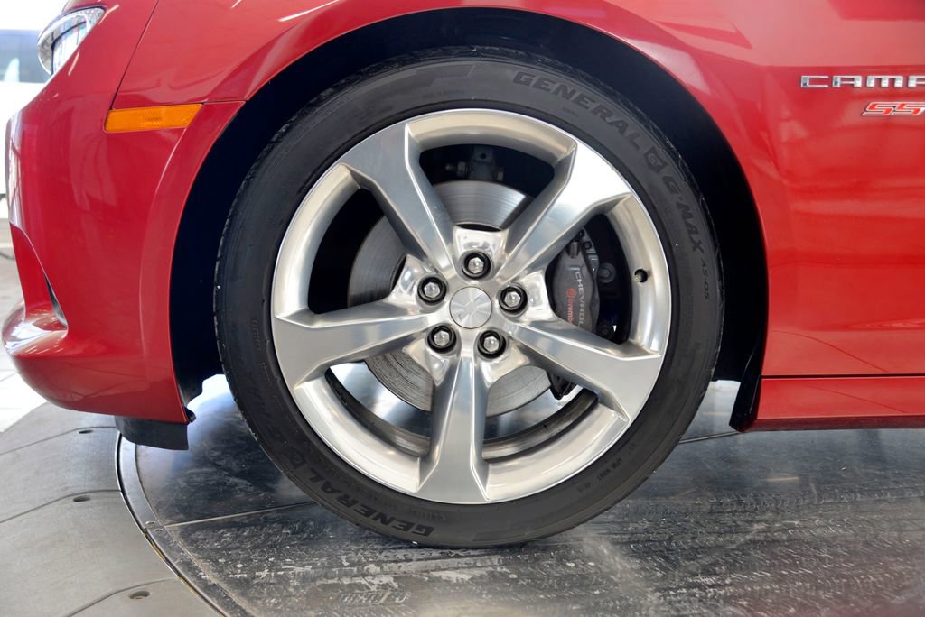 Used 2014 Chevrolet Camaro SS w/ RS Package image 10
