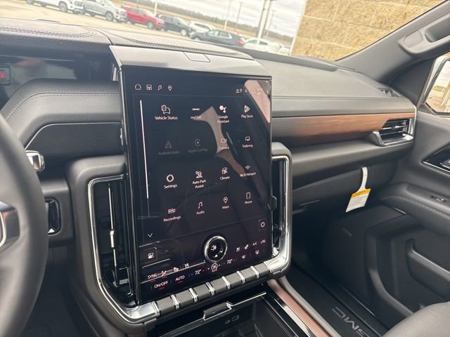 New 2026 GMC Yukon Denali w/ Denali Reserve Package AWD/4WD image 24