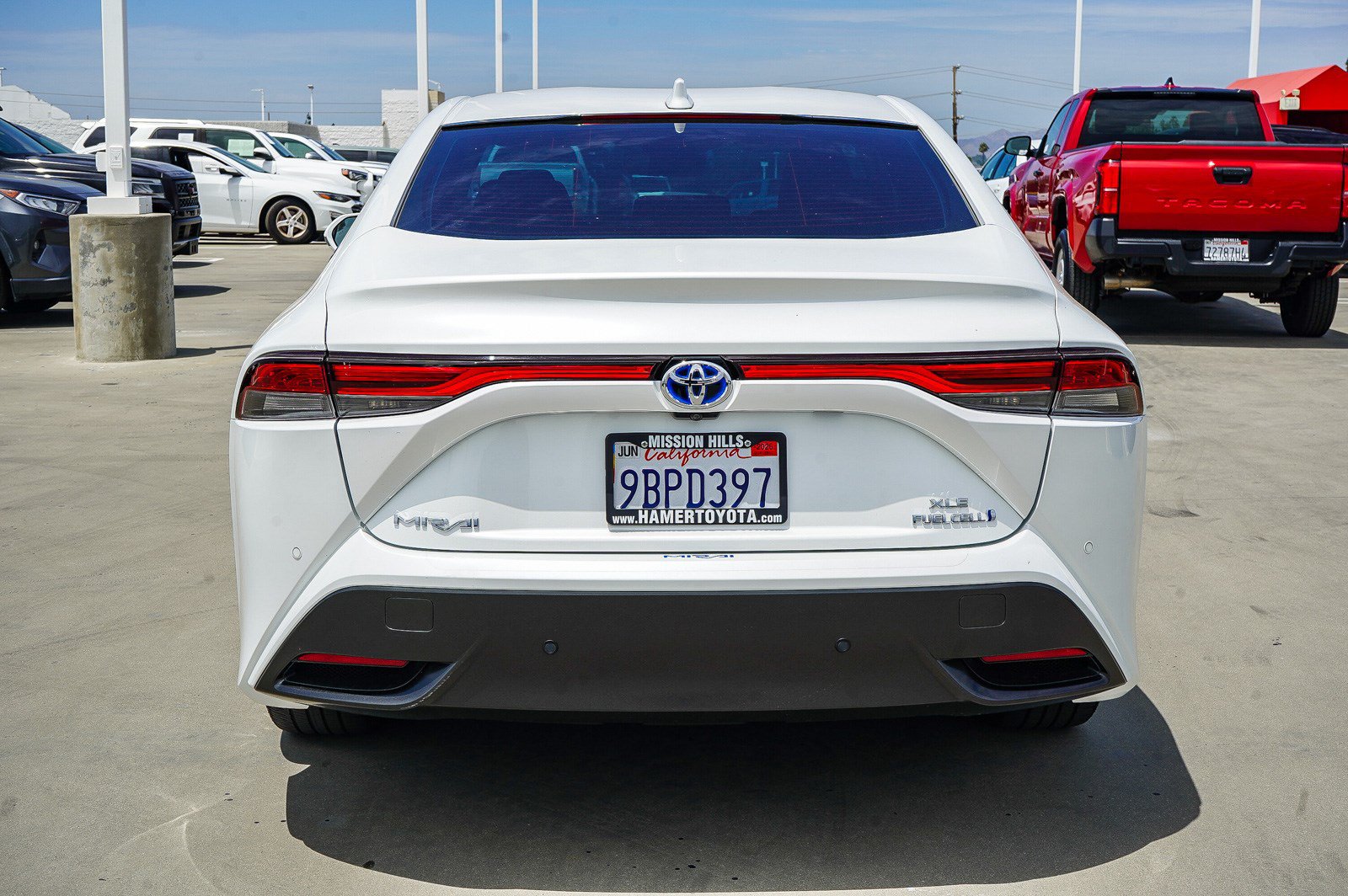 Certified 2022 Toyota Mirai w/ Advanced Technology Package RWD image 6