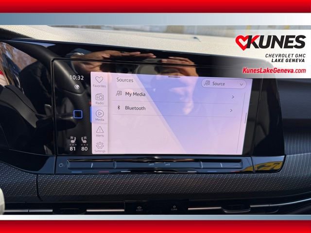 Used 2024 Volkswagen Golf R image 28