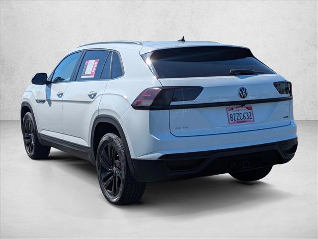 Used 2022 Volkswagen Atlas Cross Sport SE w/ Panoramic Sunroof Package image 8