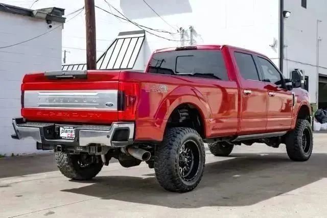 Used 2017 Ford F250 Platinum w/ Platinum Ultimate Package AWD/4WD image 11