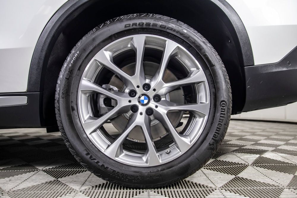 Used 2026 BMW X5 xDrive50e w/ Climate Comfort Package AWD/4WD image 43