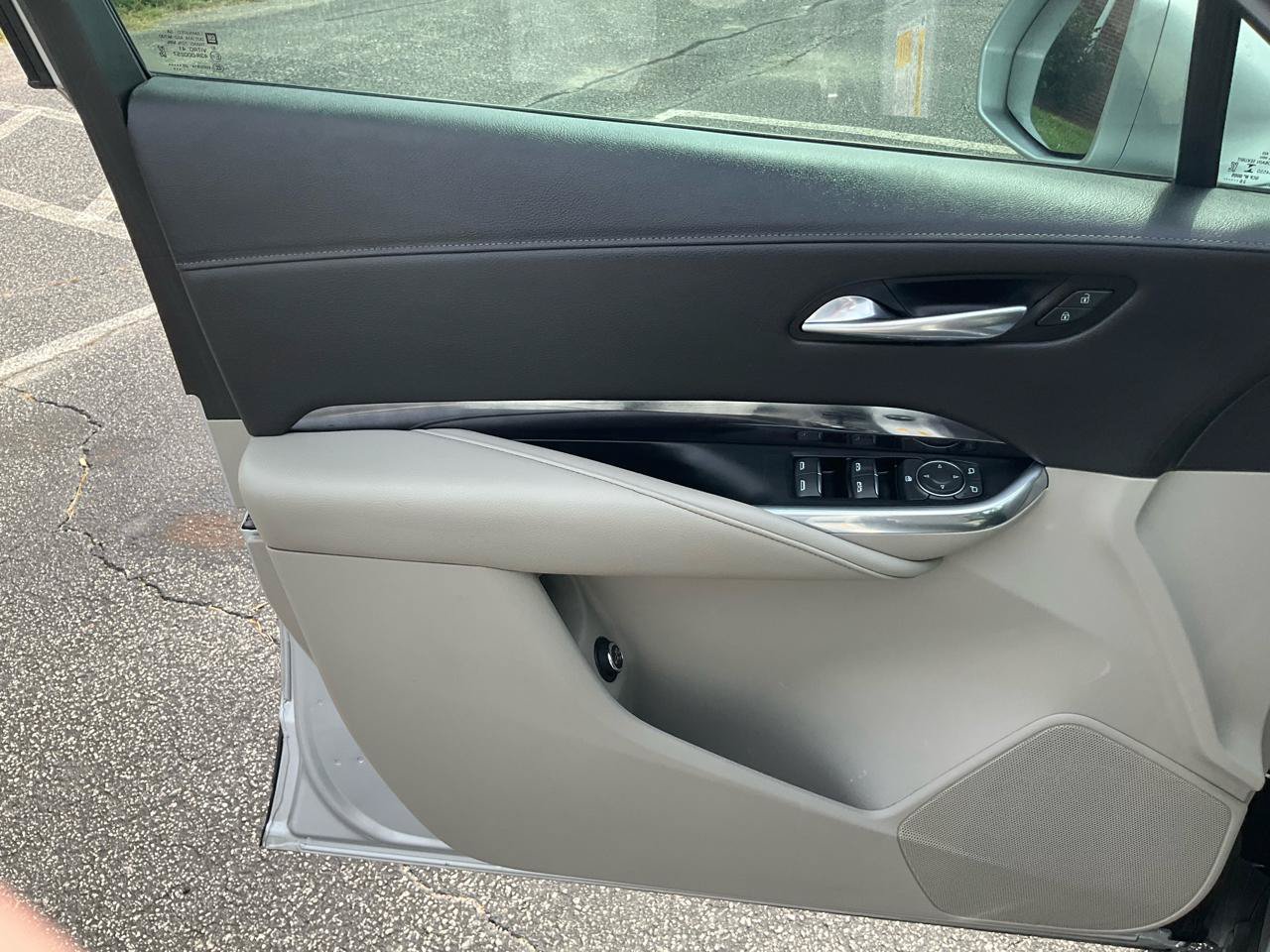 Used 2021 Cadillac XT4 Luxury FWD image 29